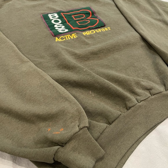 Hugo Boss - Picture 3 of 5